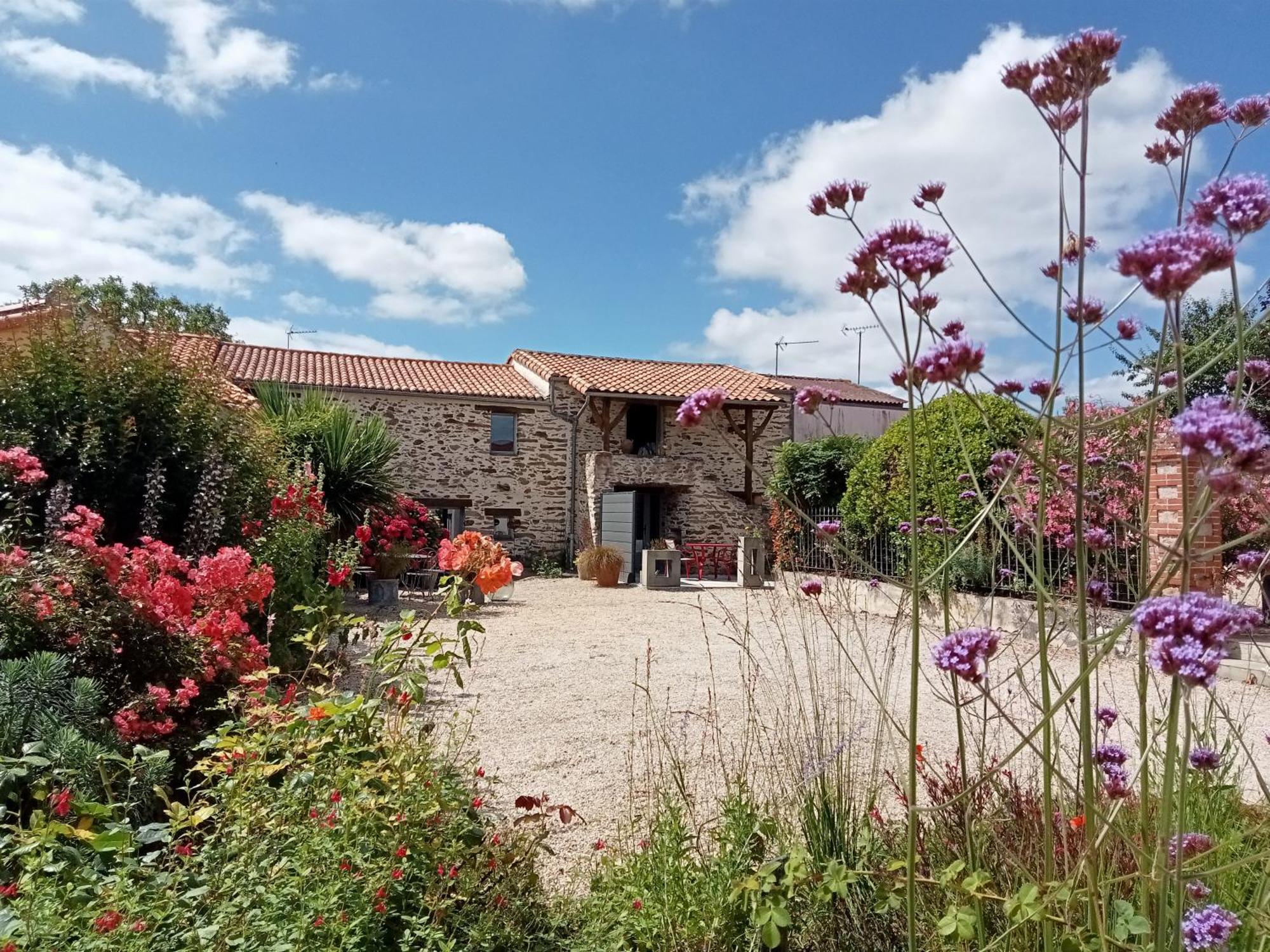 Fleur De Vigne Panzió Monnieres  Kültér fotó